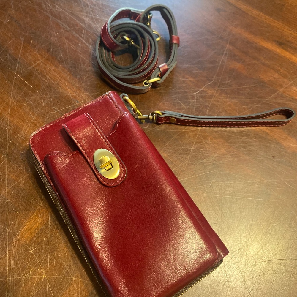 Patricia Nash Burgundy Leather Crossbody Wallet - Picture 4 of 8